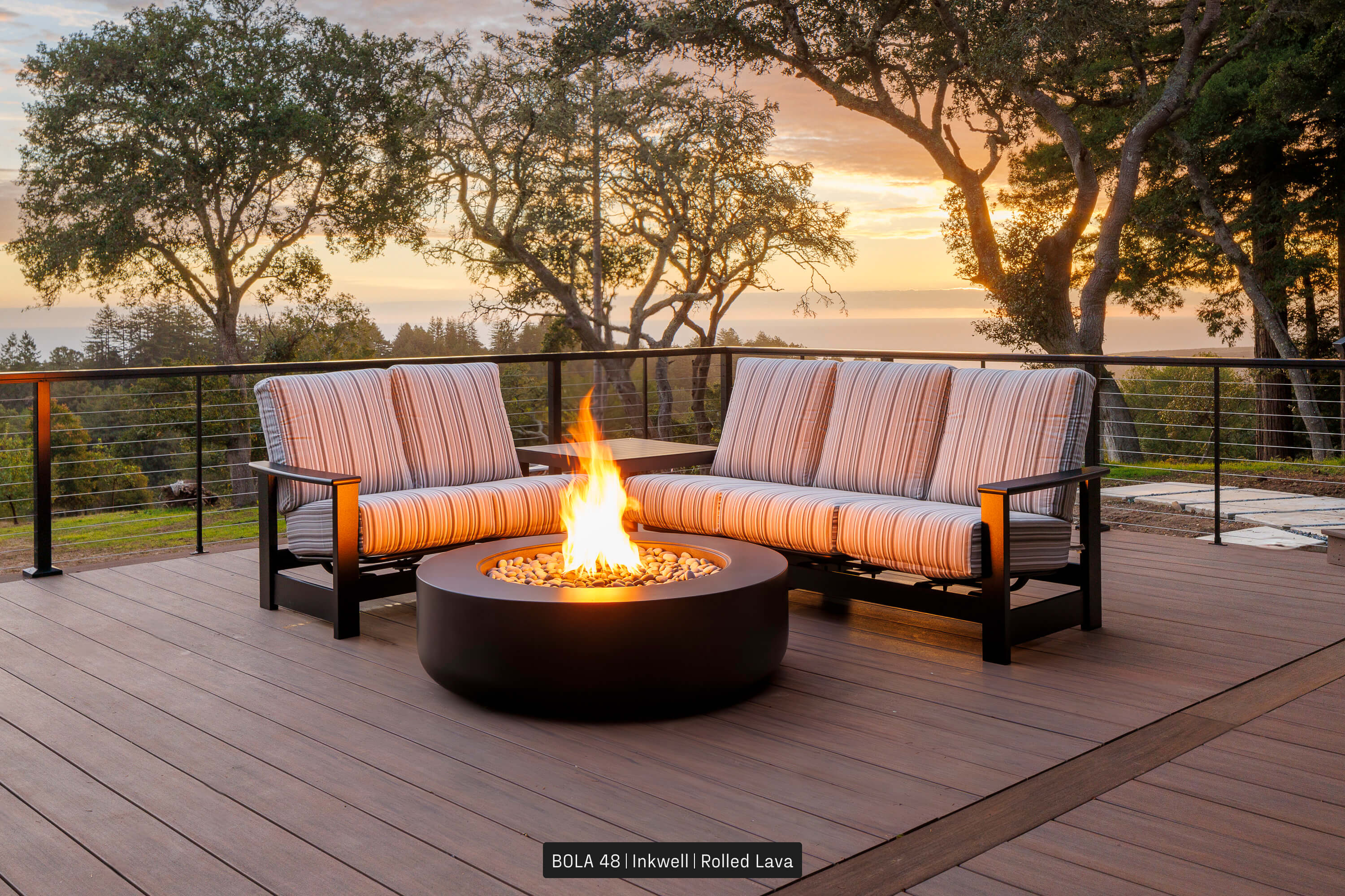 Lumacast BOLA Fire Table