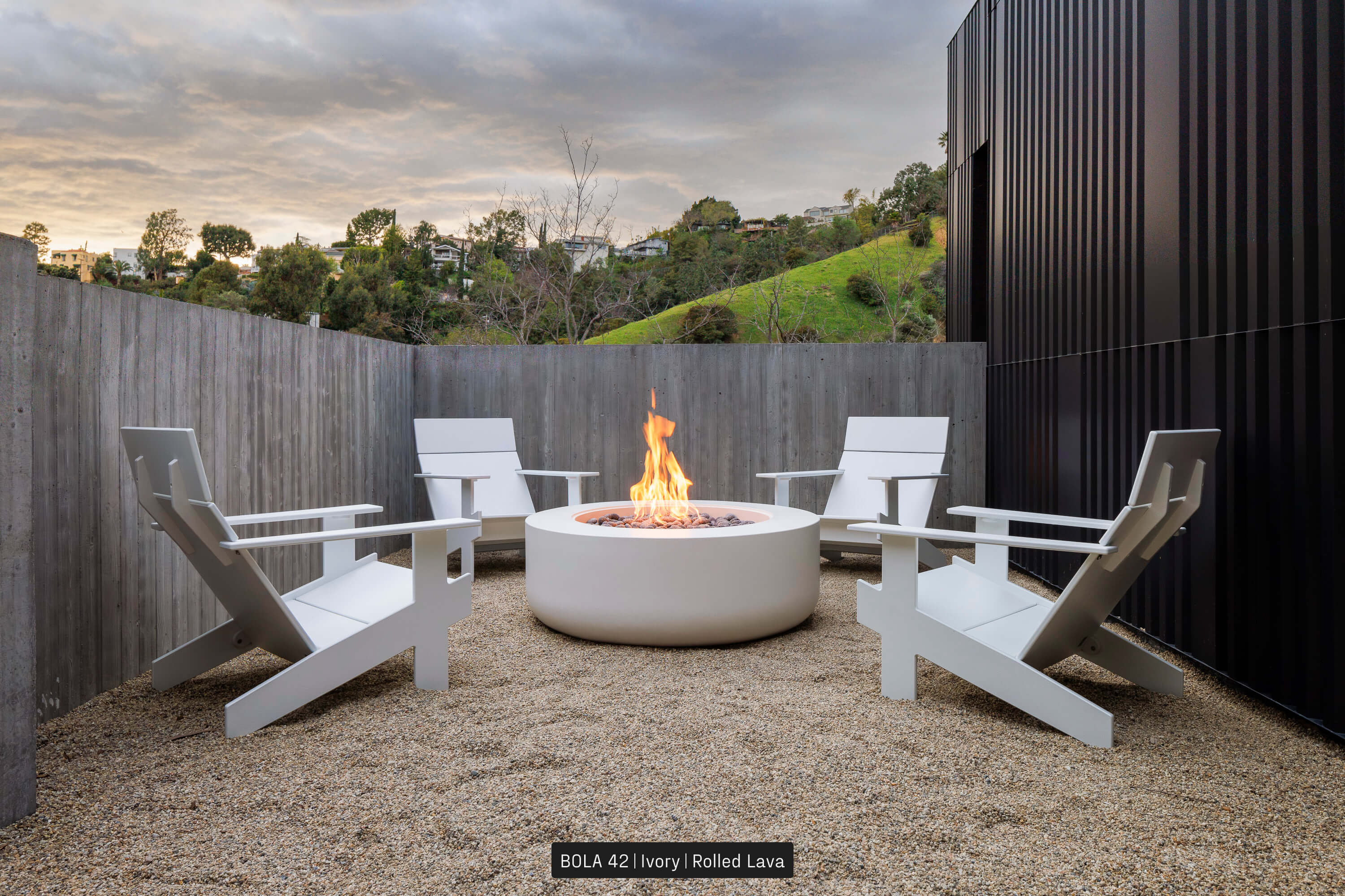 Lumacast BOLA Fire Table - Thumbnail 2