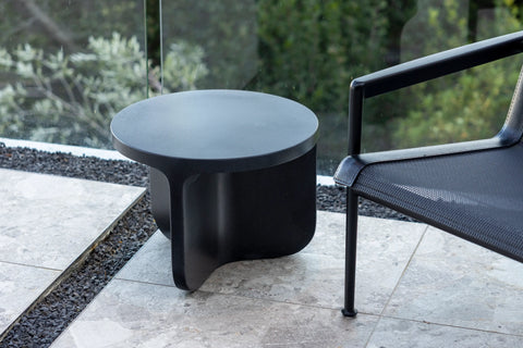 SILHOUETTE Tables