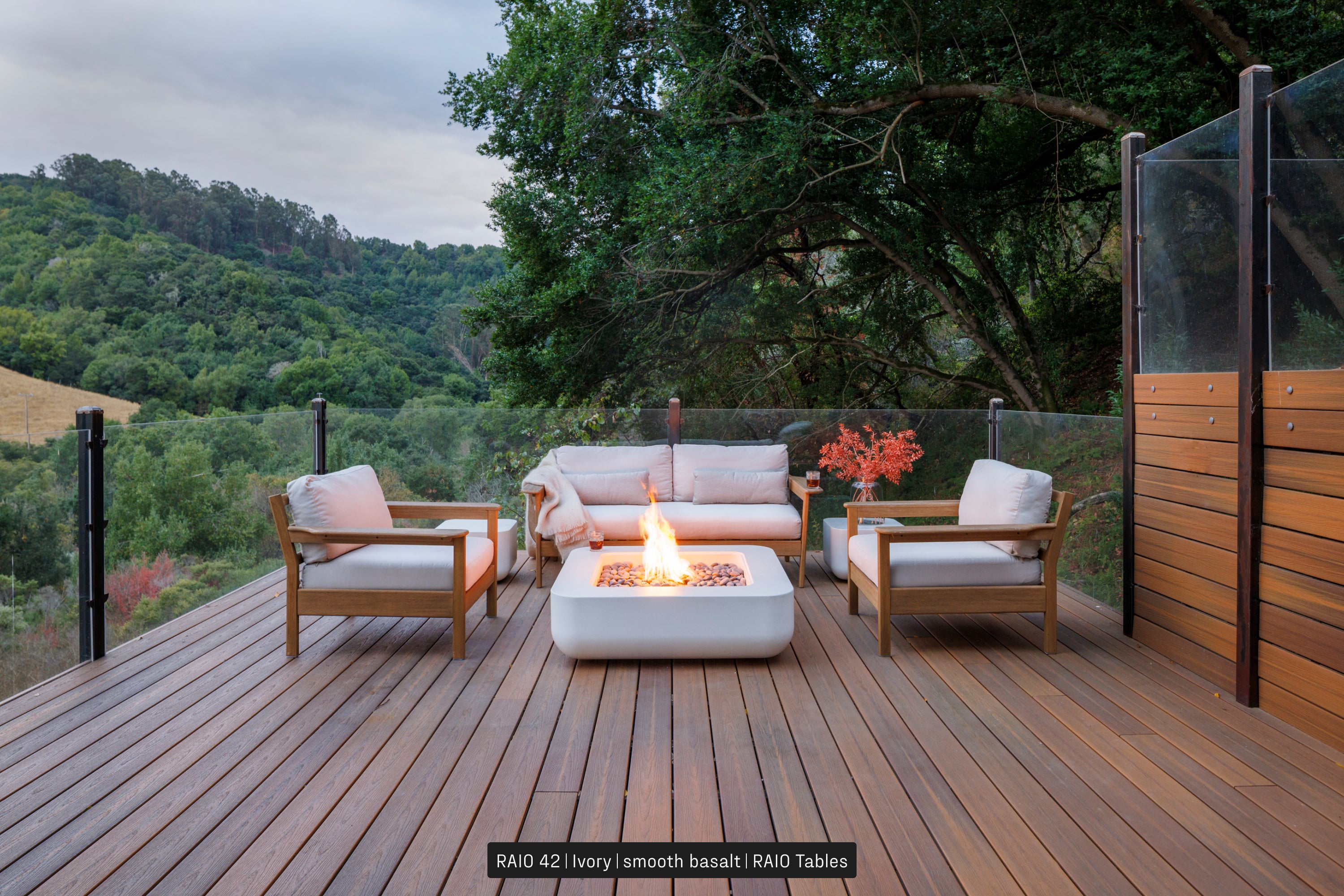 Lumacast RAIO Fire Table